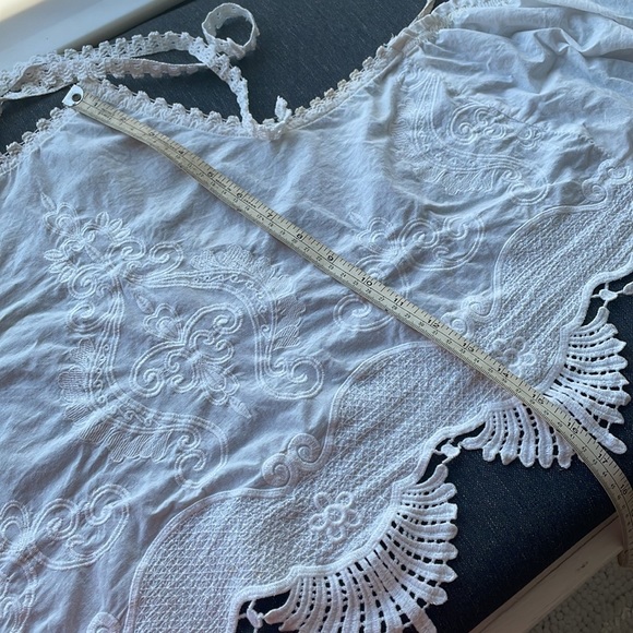 SOLD —WHITE Excellent condition halter RIP CURL OS - Picture 5 of 8